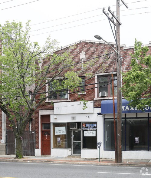 469 Merrick Rd, Lynbrook, NY à louer - Photo de l’immeuble – Image 2 sur 9