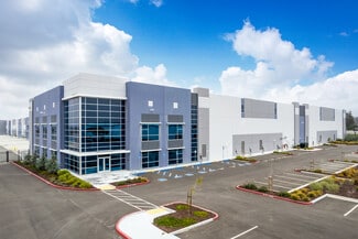 Plus de détails pour 2701 W Winton Ave, Hayward, CA - Industriel/Logistique à louer