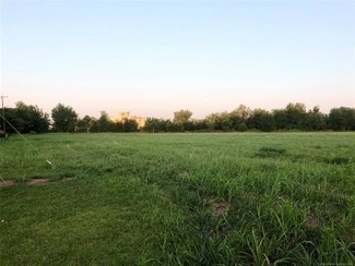 Plus de détails pour 747 S Moretz Ave, Claremore, OK - Terrain à vendre