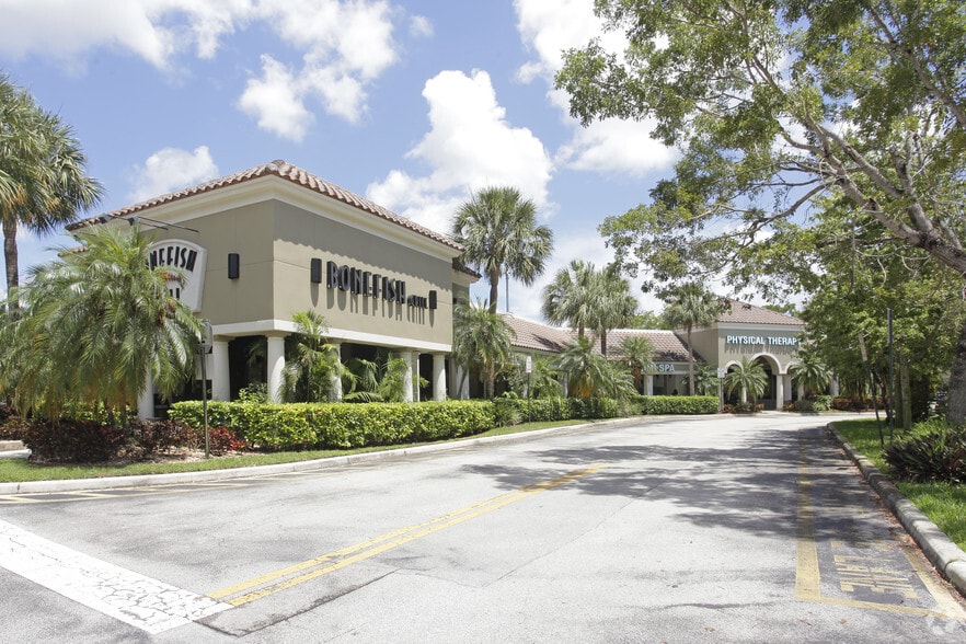10169-10199 W Sunrise Blvd, Plantation, FL à louer - Photo principale – Image 1 sur 9