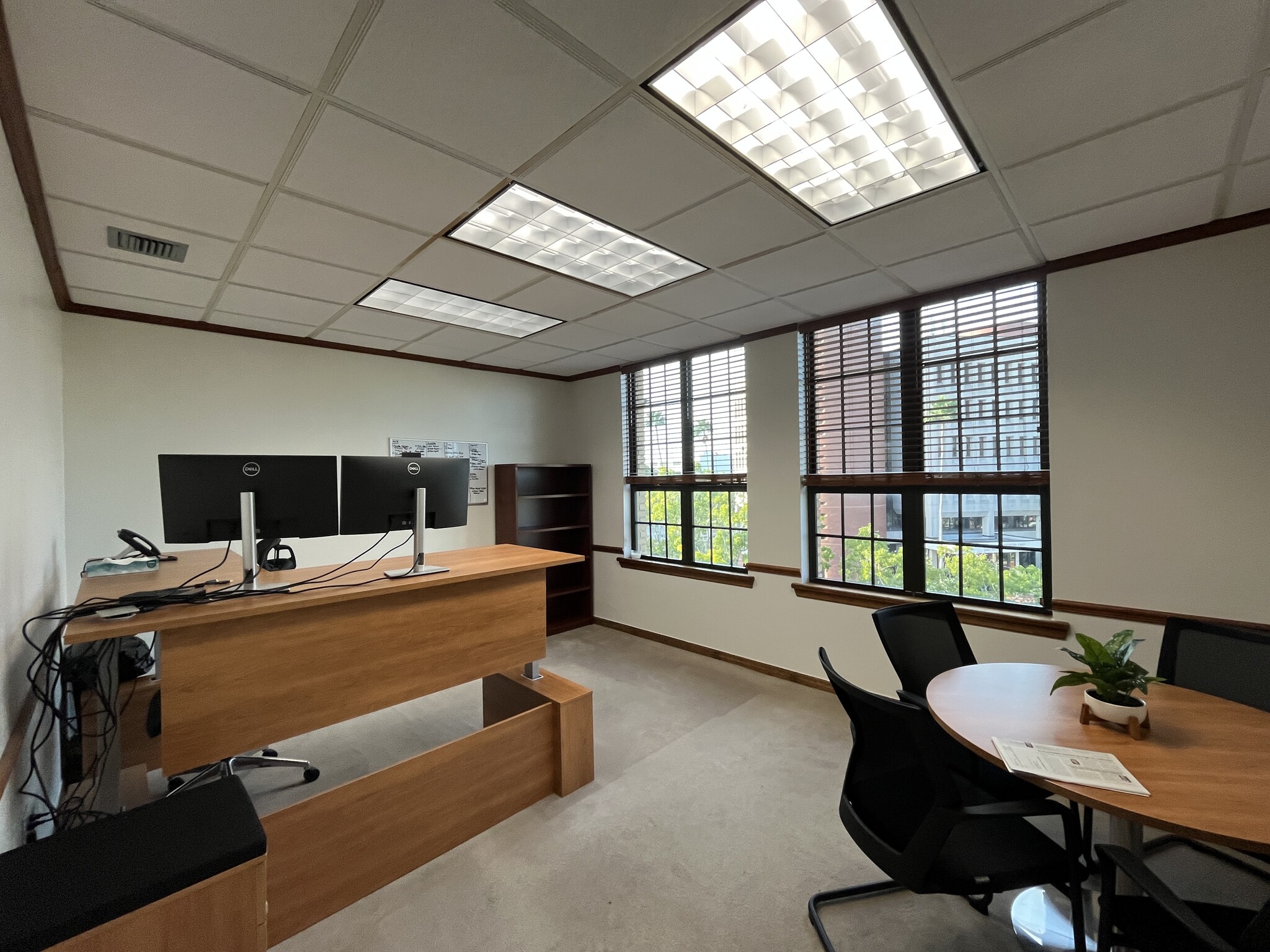 1625 Hendry St, Fort Myers, FL à louer Photo intérieure– Image 1 sur 9