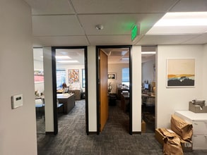 3300 E 1st Ave, Denver, CO à louer Photo intérieure– Image 2 sur 9