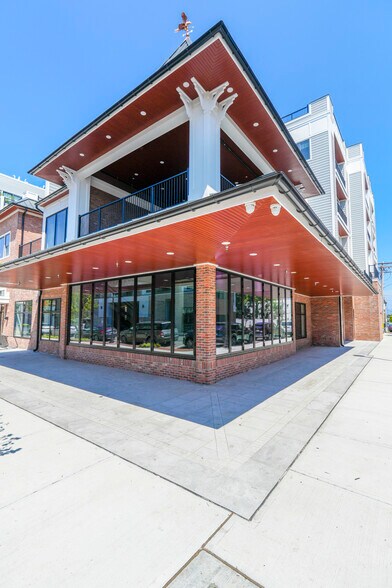 15-19 3rd Ave, Long Branch, NJ à louer - Photo de l’immeuble – Image 3 sur 16