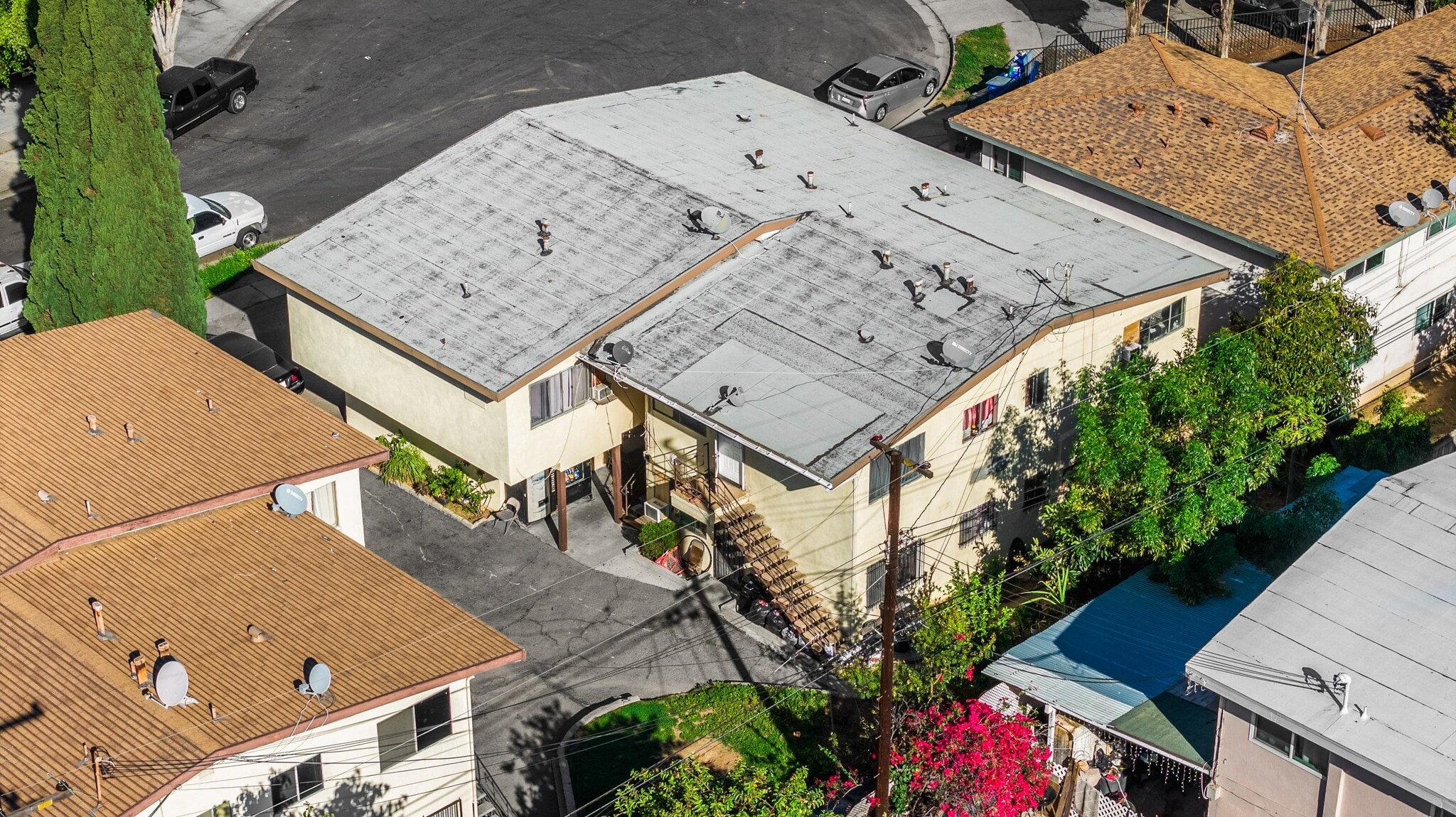 630 Ward St, La Habra, CA à vendre Photo principale– Image 1 sur 9