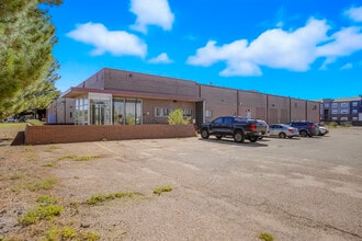 3880 Holly St, Denver, CO à vendre Photo intérieure– Image 1 sur 6