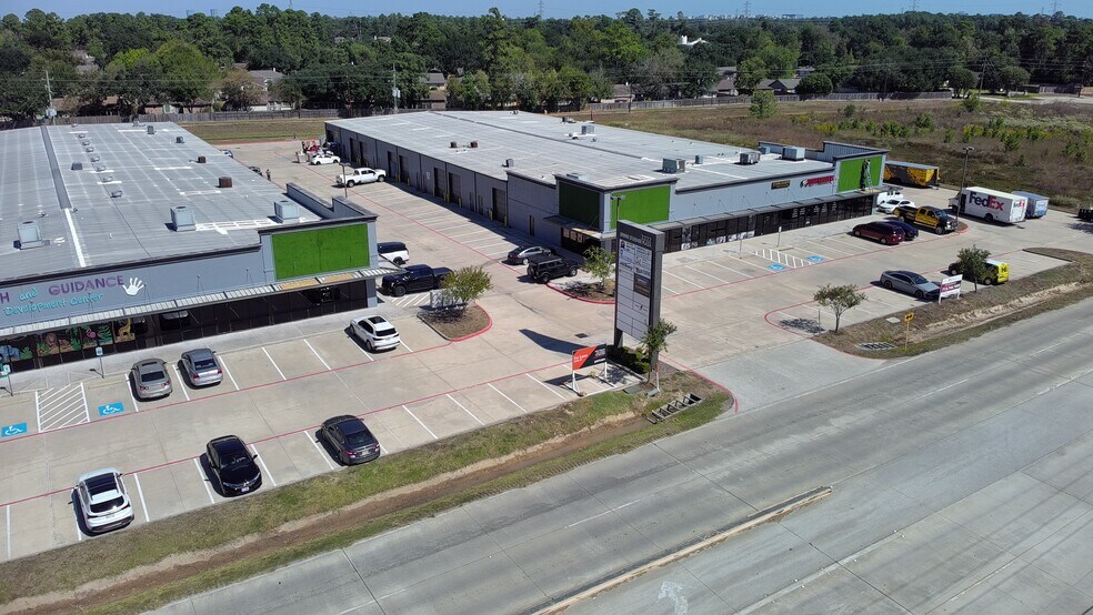 3336 Spring Stuebner Rd, Spring, TX à louer - Photo de l’immeuble – Image 3 sur 13