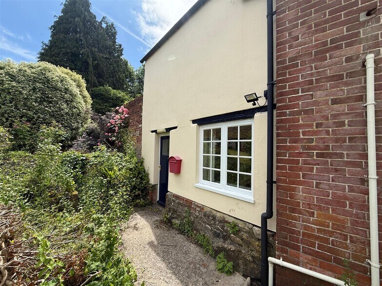 13 Fore St, Evershot à louer - Photo de l’immeuble – Image 1 sur 2