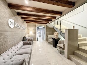 Local commercial dans Barcelone, Barcelona à louer Photo intérieure– Image 2 sur 15