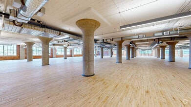 675 Ponce de Leon Ave NE, Atlanta, GA à louer Numérisation 3D Matterport– Image 1 sur 2