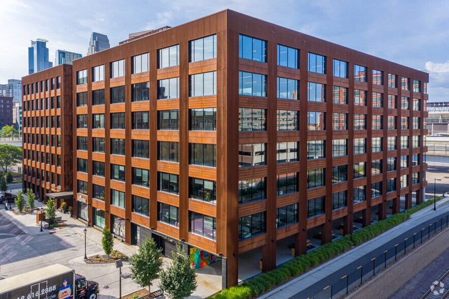 323 Washington Ave N, Minneapolis, MN à louer - Photo principale – Image 1 sur 45