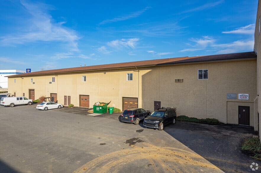 300 Cornell Dr, Wilmington, DE à louer - Photo de l’immeuble – Image 3 sur 7