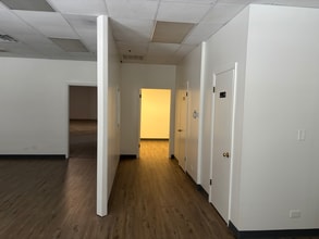 1701-1735 W Armitage Ct, Addison, IL à louer Photo intérieure– Image 1 sur 2