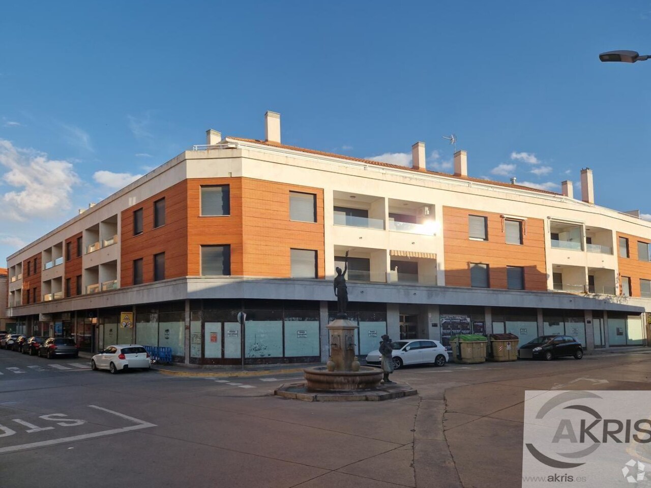 Immeuble residentiel dans Mora, Toledo à vendre Photo intérieure– Image 1 sur 2