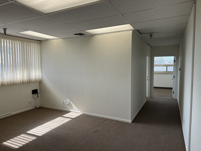 1603 Aviation Blvd, Redondo Beach, CA à louer - Photo intérieure – Image 3 sur 18