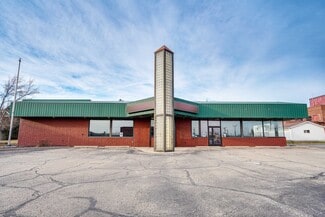 Plus de détails pour 112 W Maple Ave, Beaver Dam, WI - Local commercial à louer