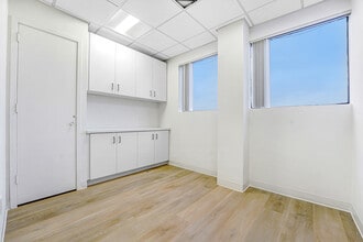 11600 Wilshire Blvd, Los Angeles, CA à louer Photo intérieure– Image 1 sur 4