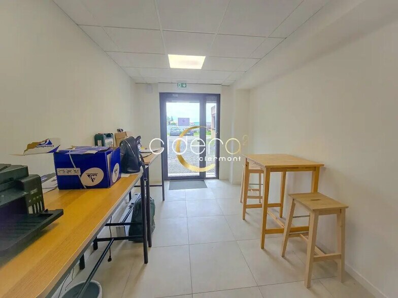 Bureau dans Chamalières à louer - Photo de l’immeuble – Image 3 sur 11