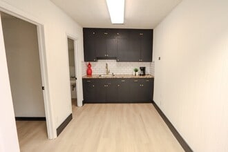 1112-1128 Broadway St, Quincy, IL à louer Photo intérieure– Image 1 sur 5