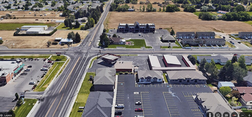 Eagle Pines Plaza portefeuille de 2 biens à vendre sur LoopNet.fr - Photo de l’immeuble – Image 3 sur 10