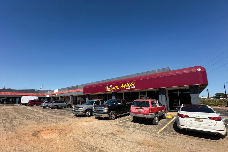 2855 Ross Clark Cir, Dothan, AL à vendre - Photo de l’immeuble – Image 3 sur 6