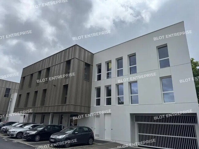 Plus de détails pour Bureau à vendre