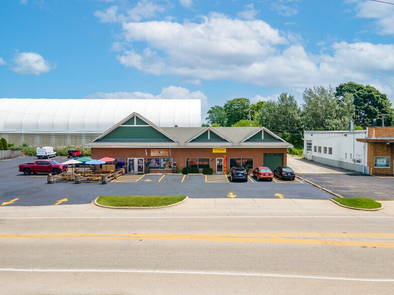 55 N Barron Blvd, Grayslake, IL à vendre - Photo principale – Image 1 sur 13