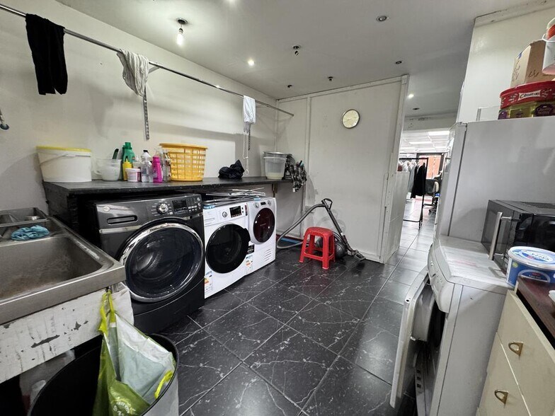 90 High St, Croydon à louer - Photo de l’immeuble – Image 3 sur 6