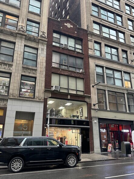 41 W 36th St, New York, NY à vendre - Photo de l’immeuble – Image 2 sur 4