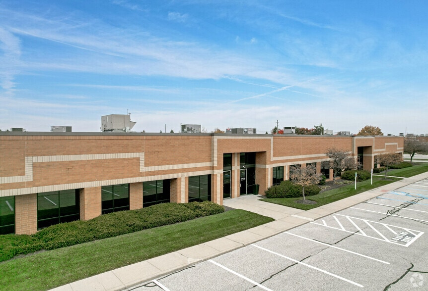 5804-5856 W 74th St, Indianapolis, IN à louer - Photo principale – Image 2 sur 7