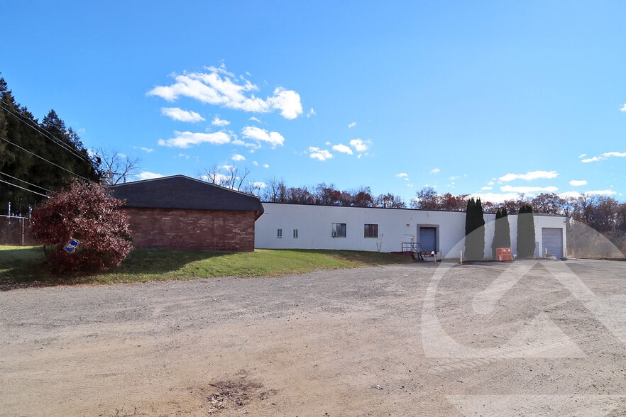 12400 Doane Rd, South Lyon, MI à louer - Photo principale – Image 1 sur 1