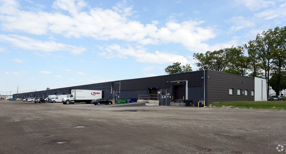 131 Sheldon Dr, Cambridge, ON à louer - Photo de l’immeuble – Image 3 sur 6