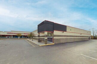 Plus de détails pour 1087-1103 Old Country Rd, Riverhead, NY - Local commercial à louer