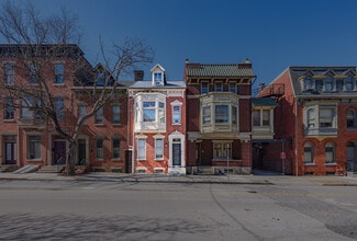 Plus de détails pour 120 S Beaver St, York, PA - Logement à vendre