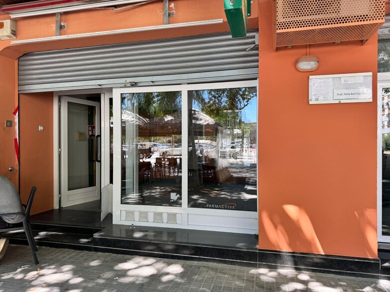 Avinguda De La Mare De Déu De Bellvitge, 202-208, L'Hospitalet de Llobregat, Barcelona à louer - Photo principale – Image 1 sur 2