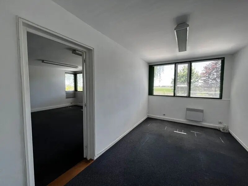 Bureau dans Templemars à vendre Photo intérieure– Image 1 sur 5