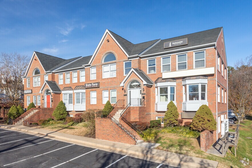 6369-6371 Rolling Mill Pl, Springfield, VA à vendre - Photo de l’immeuble – Image 2 sur 5