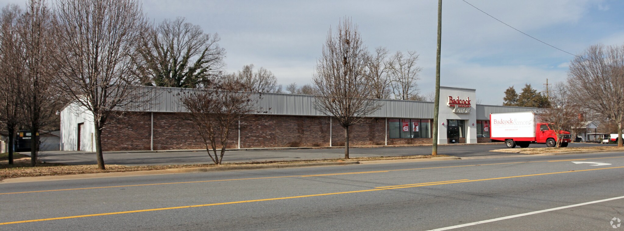 1404 S Lafayette St, Shelby, NC à louer Photo de l’immeuble– Image 1 sur 3