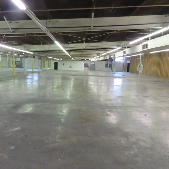 2525 N Center St, Bonham, TX à louer - Photo intérieure – Image 3 sur 36