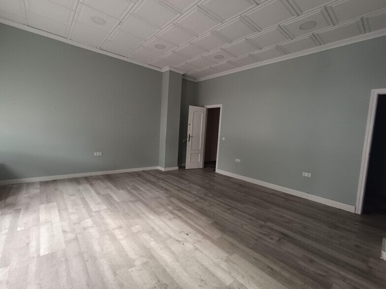 Local commercial dans Córdoba à vendre - Photo intérieure – Image 2 sur 7