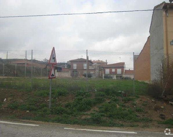 Terrain dans Tórtola de Henares, Guadalajara à vendre - Photo de l’immeuble – Image 2 sur 2