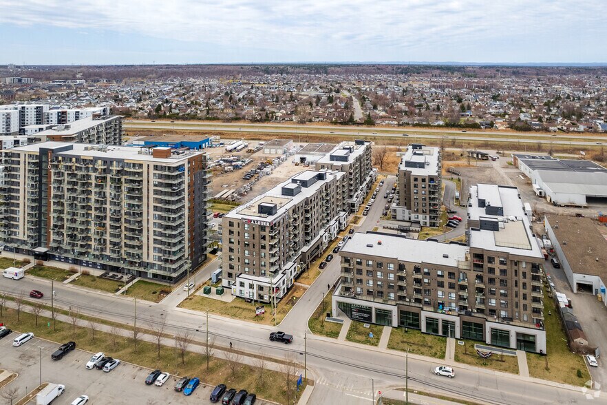 1433 Av De La Gare, Mascouche, QC à louer - Aérien – Image 2 sur 2