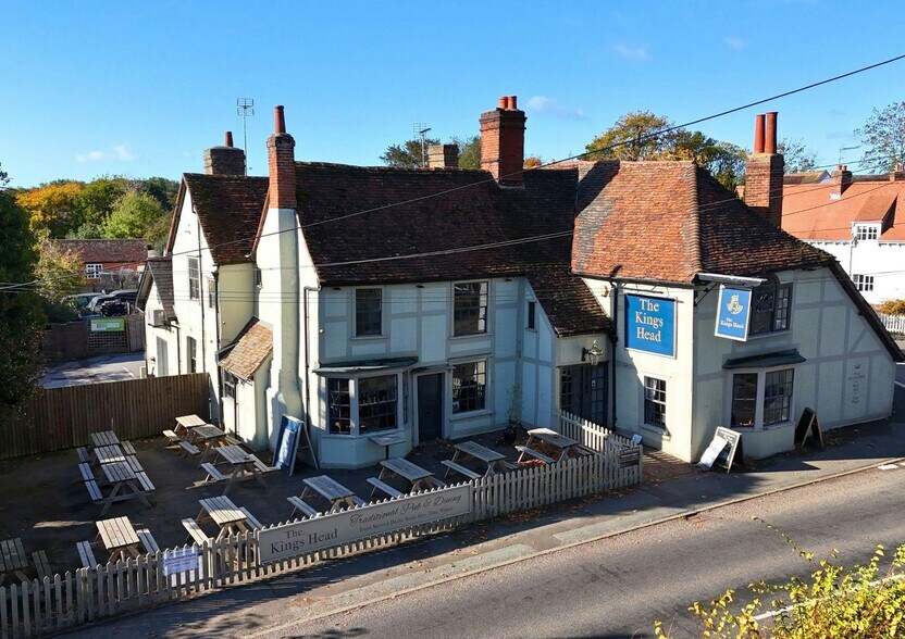 The Street, Gosfield à vendre - Photo de l’immeuble – Image 1 sur 12