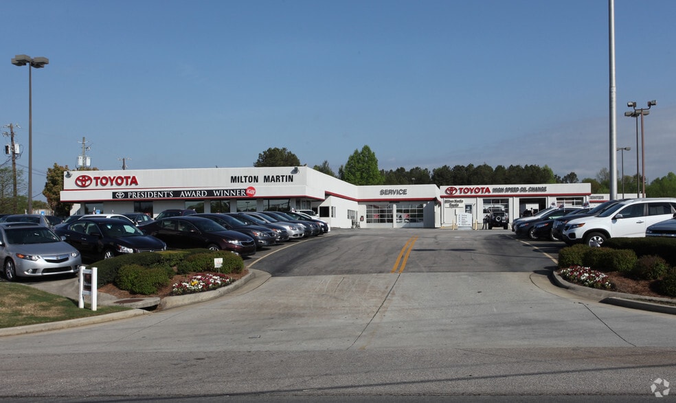 2330-2350 Browns Bridge Rd, Gainesville, GA à vendre - Photo principale – Image 1 sur 9