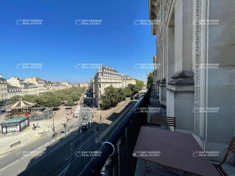 2 Cours Du XXX Juillet, Bordeaux à louer - Photo de l’immeuble – Image 2 sur 17