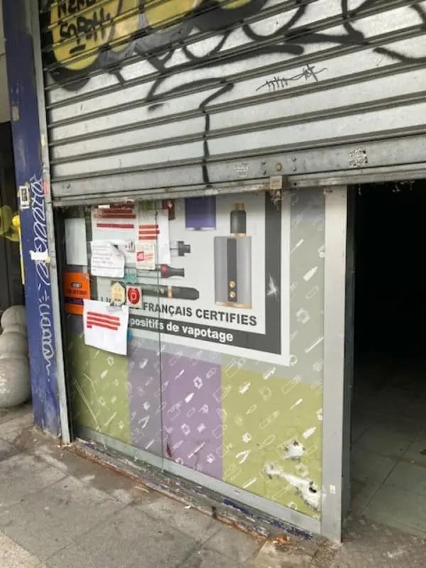 Plus de détails pour Local commercial à louer