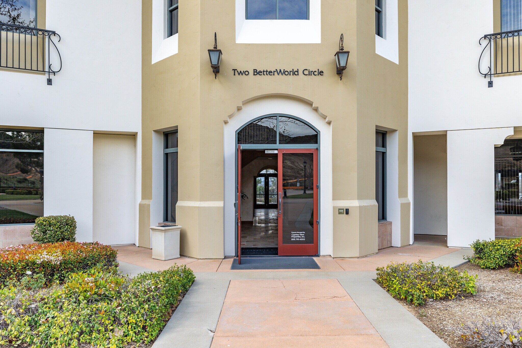 1 Better World Cir, Temecula, CA à louer Photo de l’immeuble– Image 1 sur 6