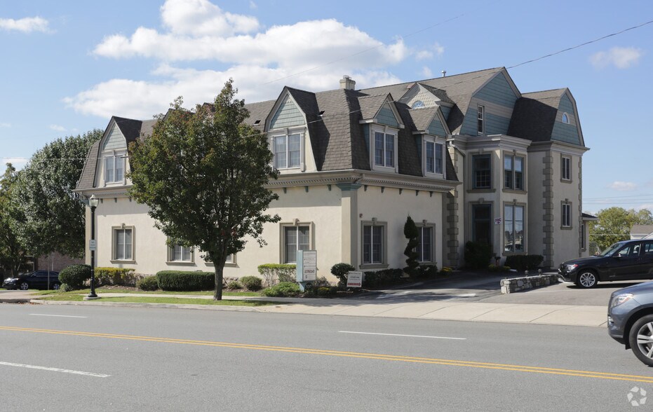 500 Fayette St, Conshohocken, PA à louer - Photo de l’immeuble – Image 1 sur 15