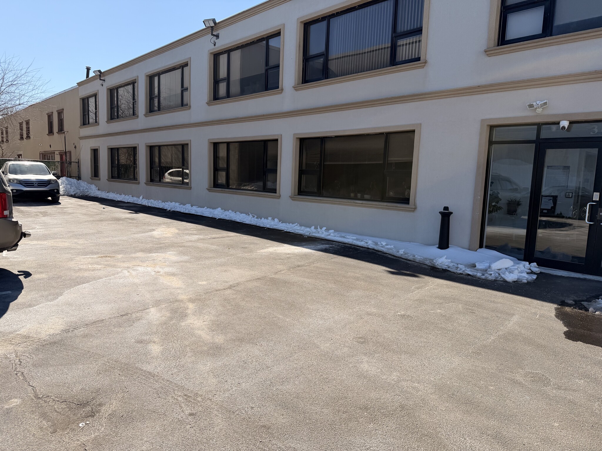 3678 W Oceanside Rd, Oceanside, NY à louer Photo de l’immeuble– Image 1 sur 11