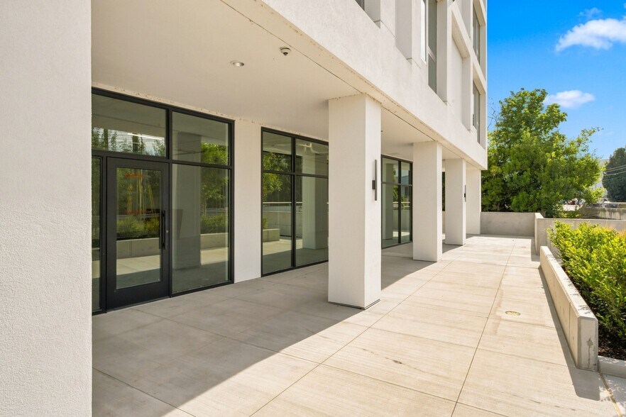 700 Hamilton Ave, Nashville, TN à louer - Photo de l’immeuble – Image 3 sur 32