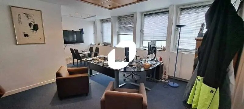 Bureau dans Paris à vendre - Photo intérieure – Image 3 sur 4